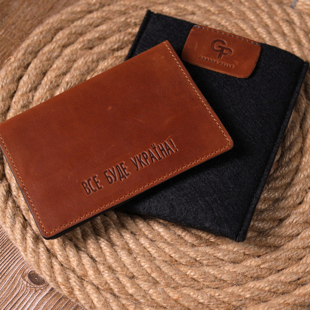 Оригинальная обложка на паспорт из винтажной кожи Украина GRANDE PELLE 16728 Светло-коричневая Киев - изображение 9