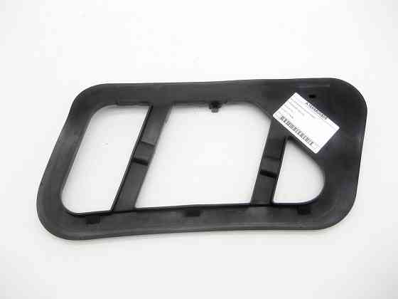 Mercedes-Benz  A1668800805 Кришка решітки капота права ML/GLE W166 GLE Coupe C292 GL/GLS X166 Одеса