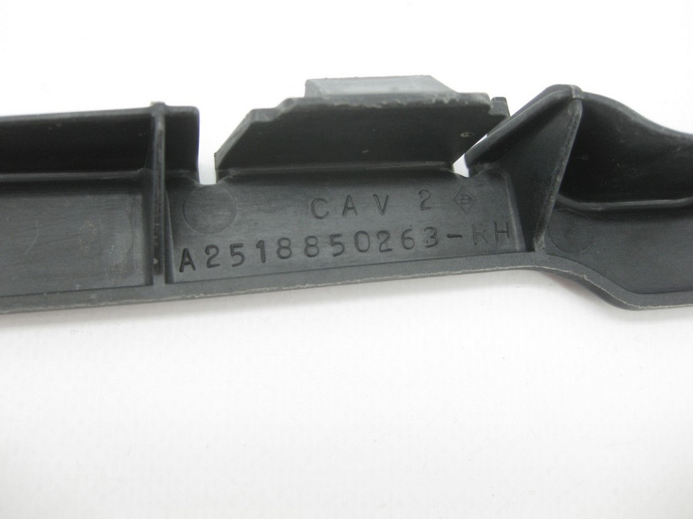 Mercedes-Benz  A2518850263 Бічна напрямна заднього бампера та правого крила R-Class W251 Одеса - фото 7