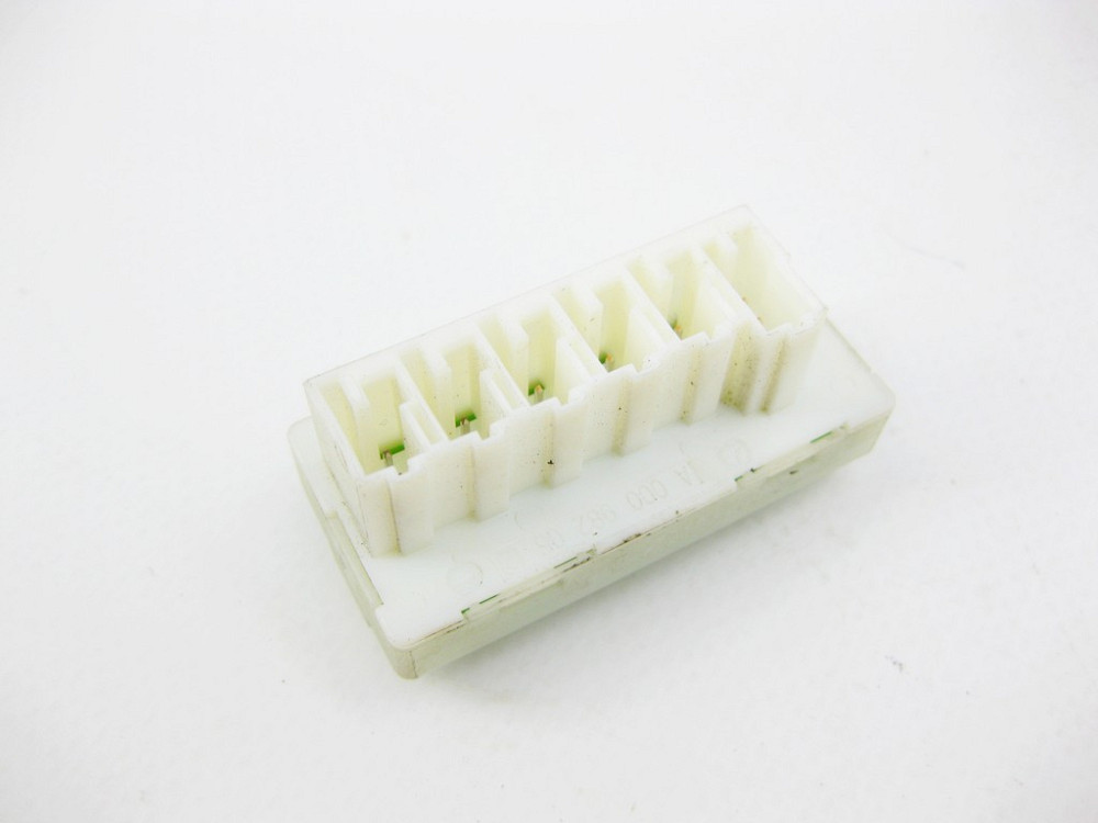 Mercedes-Benz  A0009820512 Розподільник потенціалів CAN E-class W212 E-class S212 CLS C218 CLS Shooting Brake X218 Sprinter W907 Одесса - изображение 6