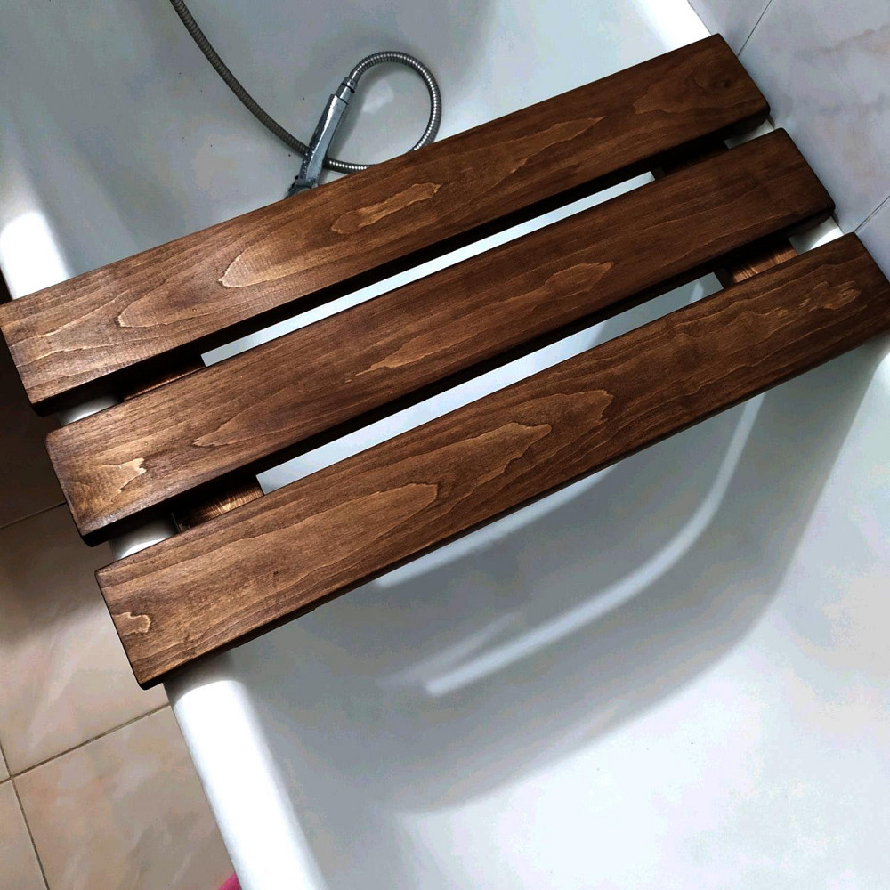 Решётка на ванную 