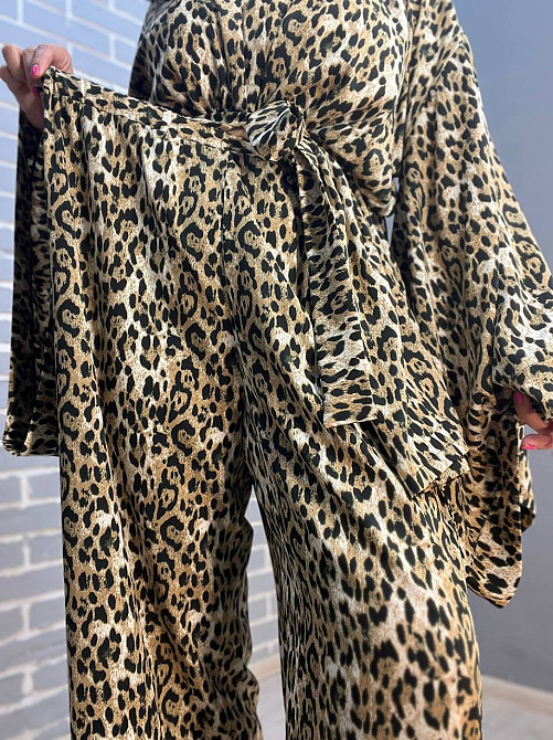 Костюм жіночий My fashion 1675 кімоно з поясом широкі брюки на резинці леопардовий принт one size коричневий, коричневий, one size Київ - фото 8