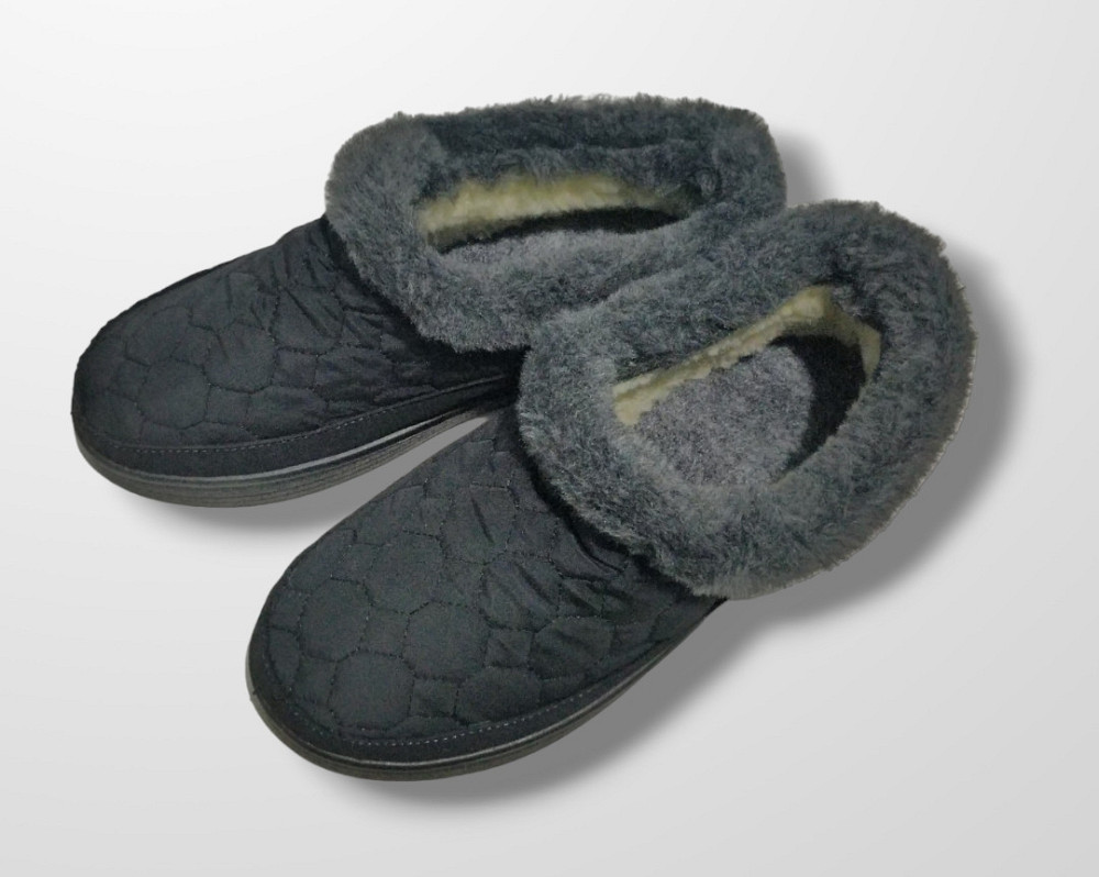 Тапочки женские с задником, на овчине бабуши теплые женские черные Одесса - изображение 4