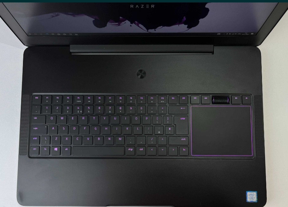 Ноутбук Razer Blade Pro 17 120Hz GTX 1060 i7-7700 HQ SSD 512Gb RAM 16Gb Київ - фото 2