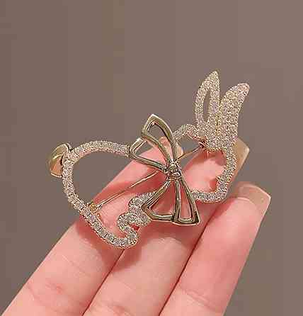 Брошь зайчик со стразами и бантиком декоративное украшение на одежду Киев