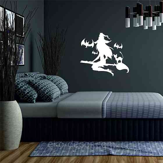 Декоративне настінне Панно «Відьма на мітлі», Декор на стіну 50*44 см, Білий Київ