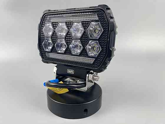 Фара LED квадратна 8 Led chip 12/24V. Широкий промінь + DRL світло + стробоскоп, світло 6500 К, IP67 Мукачево