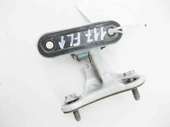 Mercedes-Benz  A2467201137 Верхня петля передніх лівих дверей CLA Shooting Brake X117 CLA C117 GLA X156 A-class W176 B-class W242 B-class W246 Одеса