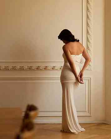 Женское легкое элегантное длинное платье-бандо Мягкая вискозаЖенское легкое элегантное длинное платье-бандо мягкая вискоза Одесса