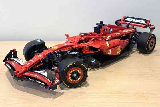 Конструктор Ferrari SF-24 F1 Болід Формули 1 🚀 Спортивна Машина Феррарі в Коробці Київ