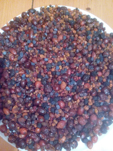 0,5 літри ягід Карпатський ягідний чай "Вітамінний 12-ягідний" Київ - фото 1