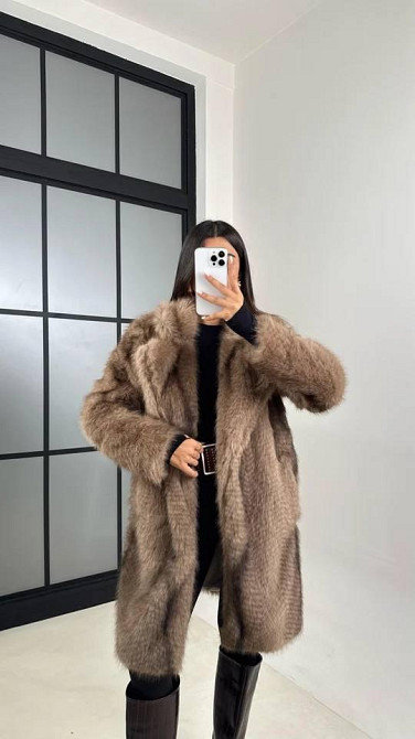 Жіноча шуба об'ємного крою з класичним коміром зі штучного хутра Моко, 46 Одеса - фото 2