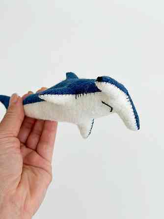 Мягкая фетровая игрушка акула-молот ручной работы – безопасная развивающая игрушка Киев