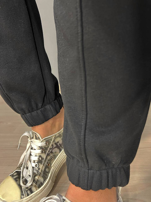 Штани жіночі Joggy 7631 спортивні джоггери трикотажні зі швом стрілкою попереду чорні, чорний, M Київ - фото 15