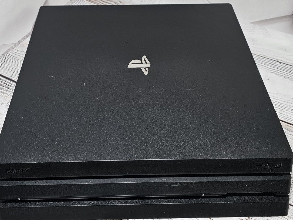 PlayStation 4 PRO 1TB + Гарантия (PS4) Харьков - изображение 2