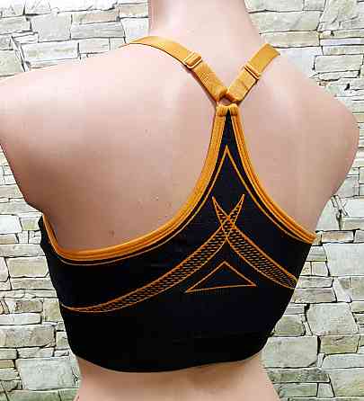 Жіночі топи для фітнесу Суми