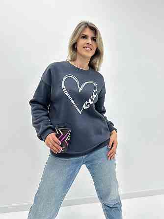 Утепленный свитшот с принтом 