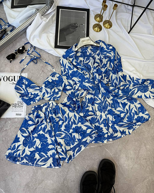 Жіночий легкий принтований костюм трійка: сорочка топ і шорти з шовку Одеса - фото 1