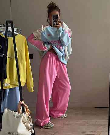 Женский стильный оверсайз костюм двойка: свитшот и брюки в спортивном стиле двухнитка + рибана Одесса