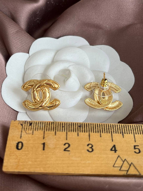 Сережки гвіздки Шанель покриття золото 18К Одеса - фото 2