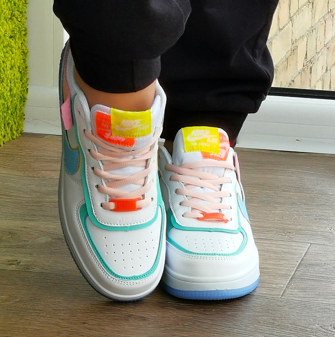 Кроссовки Nike Force Белые Женские Кожаные Форсы Разноцветные Найк (размеры: 37,38,39,40) Видео Обзор - 13 Днепр - изображение 4