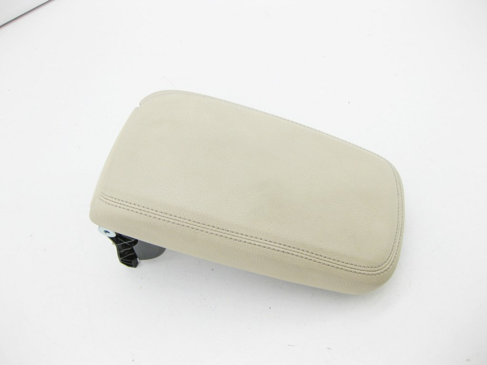 Mercedes-Benz  A2466808901 8L54 Кришка підлокітника CLA Shooting Brake X117 CLA C117 GLA X156 A-class W176 B-class W242 B-class W246 Одесса - изображение 1