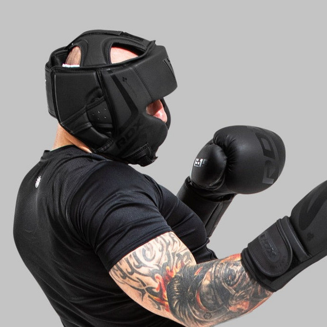Боксерський шолом RDX T15 Noir Cheek Protector Matte Black (капа в комплекті) Кам'янське - фото 8