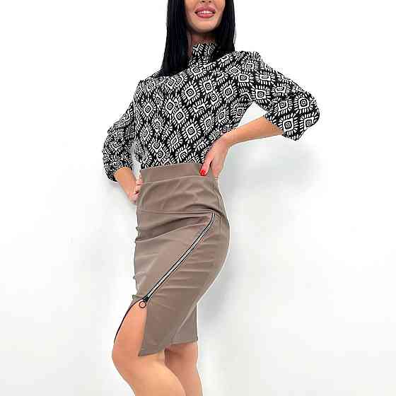 Юбка из экокожи до колена 