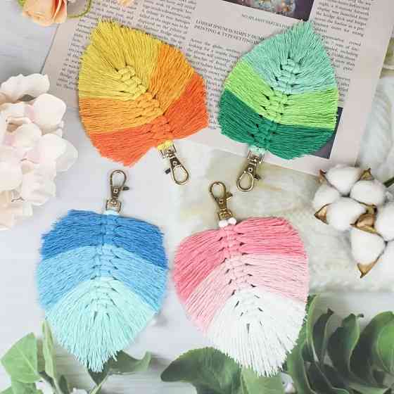 Набір макраме для творчості та ручного в'язання брелока для ключів або декору на сумку 10х16см, зелений Кам'янець-Подільський