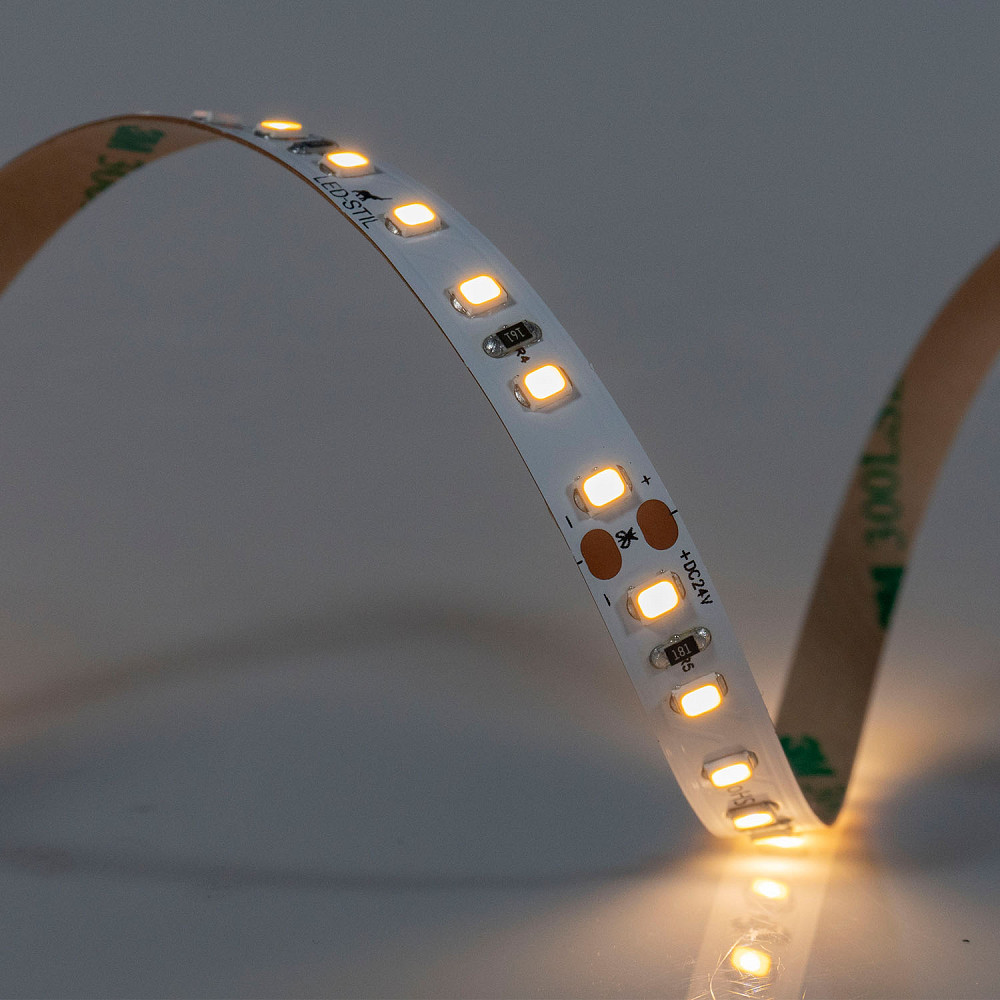LED-STIL Світлодіодна стрічка 3000K 9,6 Вт/м 2835 120 діодів IP33 24 Вольти 900 lm Київ - фото 1