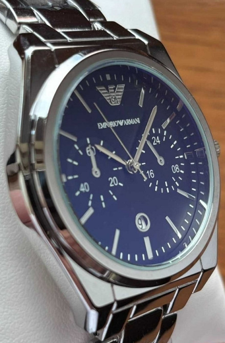 Чоловічий годинник Emporio Armani на браслеті срібного кольору з датою Київ - фото 5