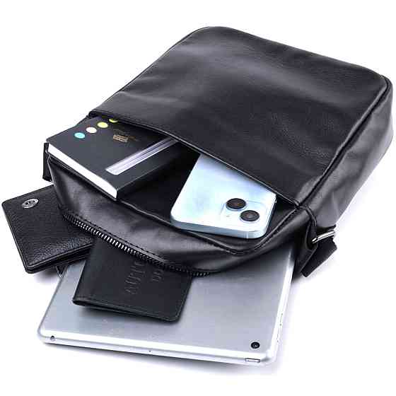 Сумка для чоловіків через плече із глянсової натуральної шкіри Чорна (SHVIGEL) Київ