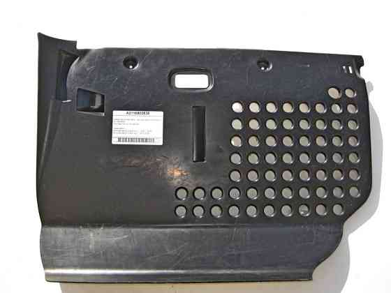 Mercedes-Benz  A2116800839 Права нижня накладка - кришка панелі приладів - торпеди E-Class W211 Одеса