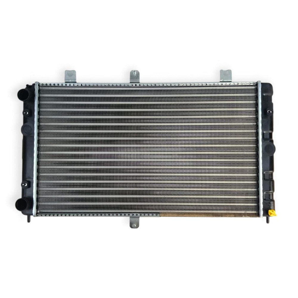 Радиатор охлаждения двигателя 2170, 2110, 2111, 2112 без кондиционера Мукачево - изображение 1