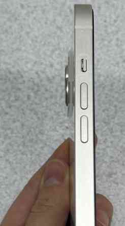 Смартфон Apple iPhone 13 128Gb. Starlight Киев