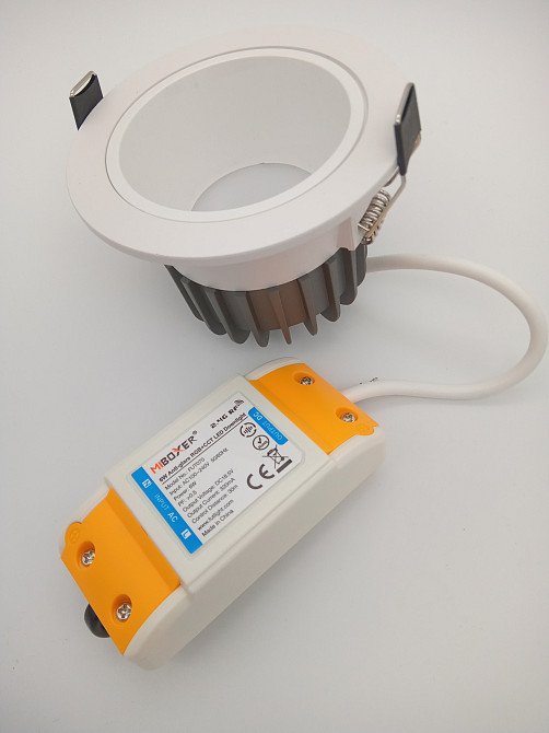 Milight Розумний стельовий врізний точковий світильник Антіблік 60гр., 6 Вт, 110-220 В, RGB+270 Київ - фото 10