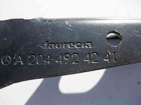 Mercedes-Benz  A2044924241 Кронштейн випускної труби до АКПП при двигуні OM651 R4 2.2 cdi E-Class W212 C207 C-Class W204 Одеса