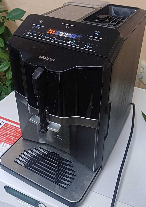 Кофемашина автоматична Сіменс Siemens EQ.300 Київ - фото 5