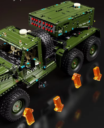 Конструктор детский грузовик военный.Ракетная зенитная установка на 2268 деталей T4011 Каменец-Подольский