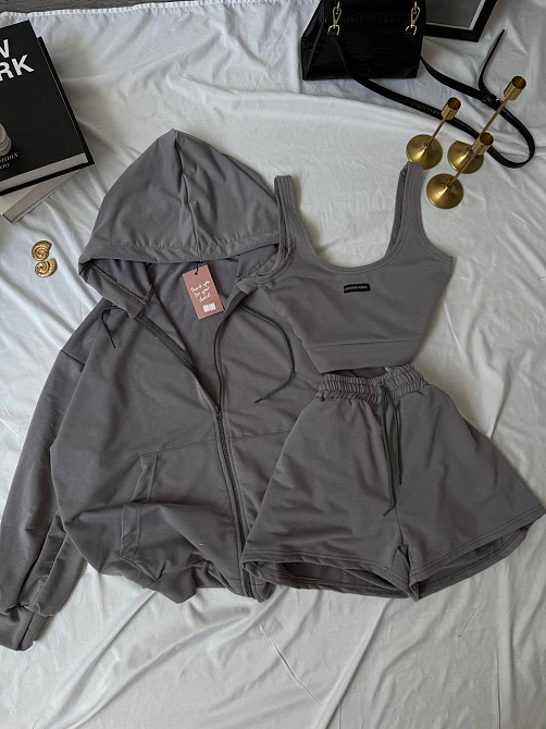 Женский прогулочный костюм тройка: кофта топ и шорты двунитка Одесса - изображение 2