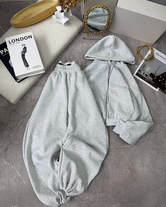 Женский утепленный прогулочный костюм двойка в спортивном стиле трехнить на флисе Серый меланж, 42/44 Одесса - изображение 1