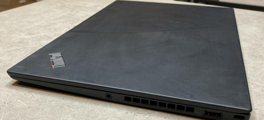 Ультрабук Lenovo ThinkPad X1 Carbon i5/8Gb Ram /256Gb/Sim/Touch id Київ - фото 4