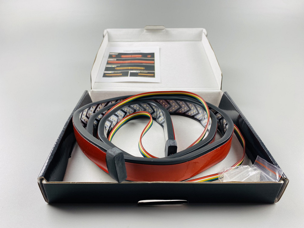 Led-стрічка в авто світлодіодна для додаткового освітлення, LED V стрічка стопи повороти автомобільні 12В-24В Мукачево - фото 3