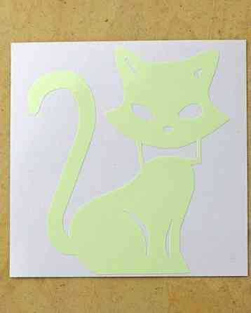 Люминесцентная наклейка 