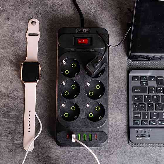 Yiwu Мережевий фільтр подовжувач 3 м на 6 розеток 4 USB 2 Type-C та кнопкою вимкнення HP-5-15 Коломия