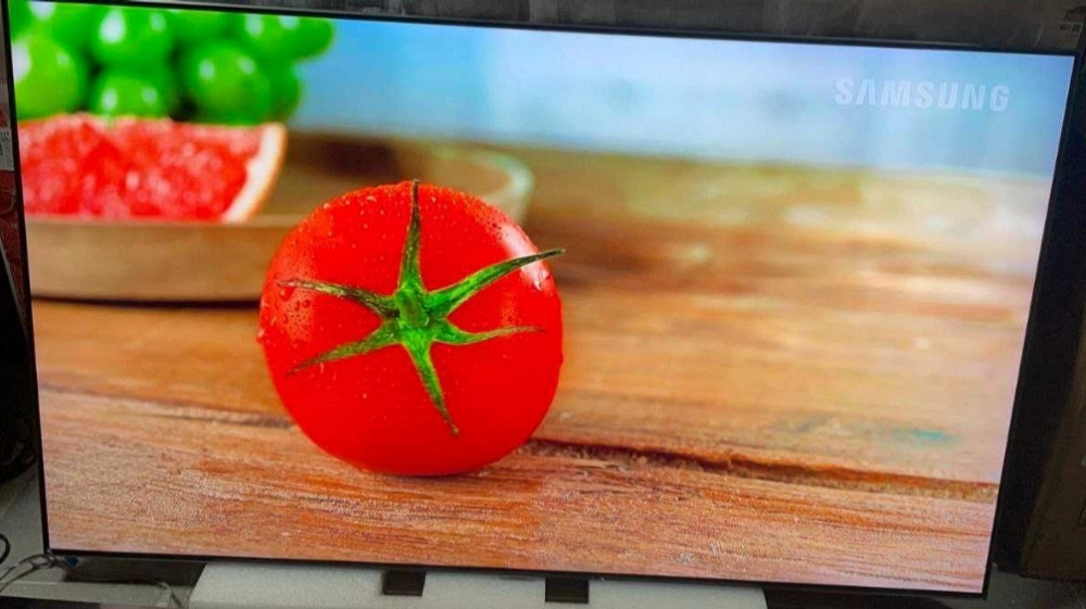 Телевизор Безрамный: 65