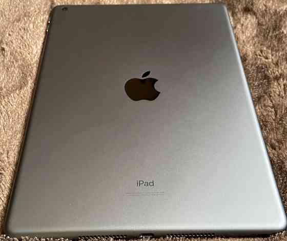 Планшет: Apple iPad Киев