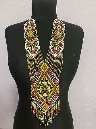 Гердан «Бегина сокровищ» из бисера Коломыя