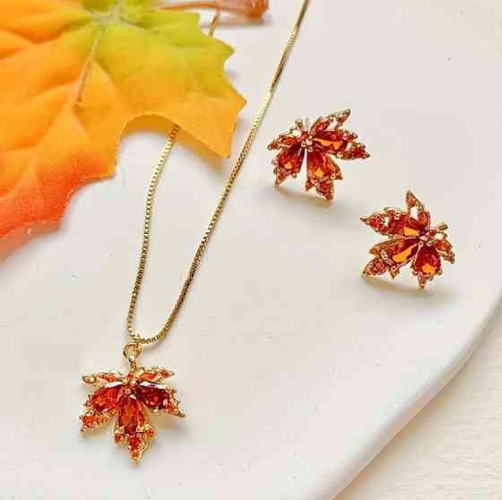 Украшения с камнями в форме листьев — Комплект серьги и подвеска Киев
