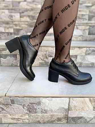 MILLI GOLD Туфлі жіночі MILLI GOLD 369-6826 чорні (весна-осінь, шкіра натуральна) (3402) Коломыя